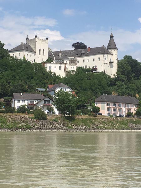 Linz (15a)